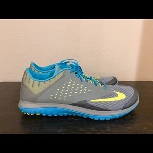 NIKE Cross trainers size 14